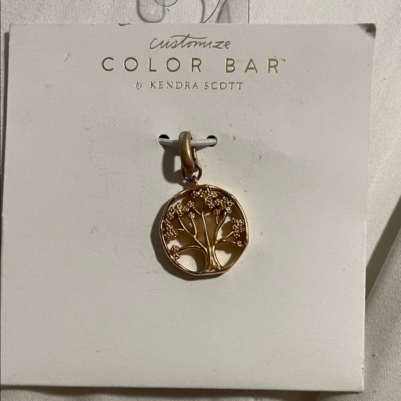 Kendra Scott Gold Tree Design Pendant - Picture 1 of 1